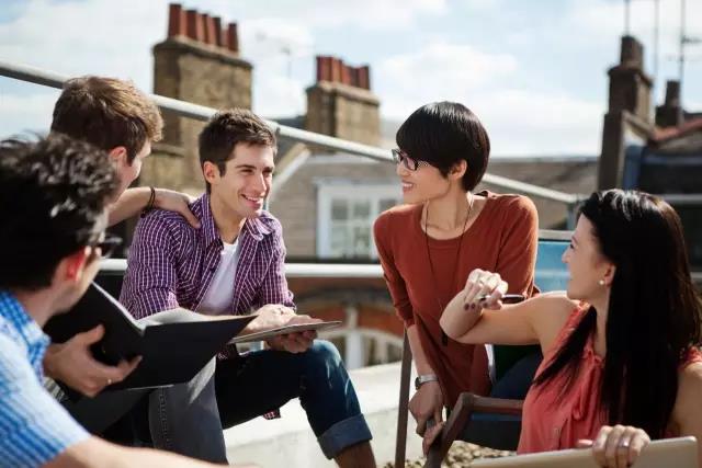 英协视频：如何问候一个你好久没见的人（How to great someone ）