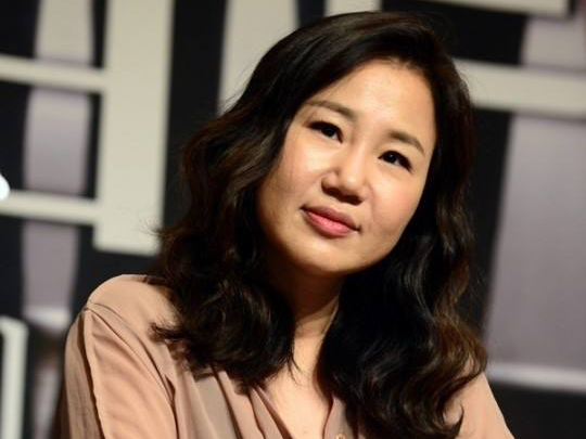 53届百想《鬼怪》大满贯，编剧金恩淑的套路为何招招制胜？