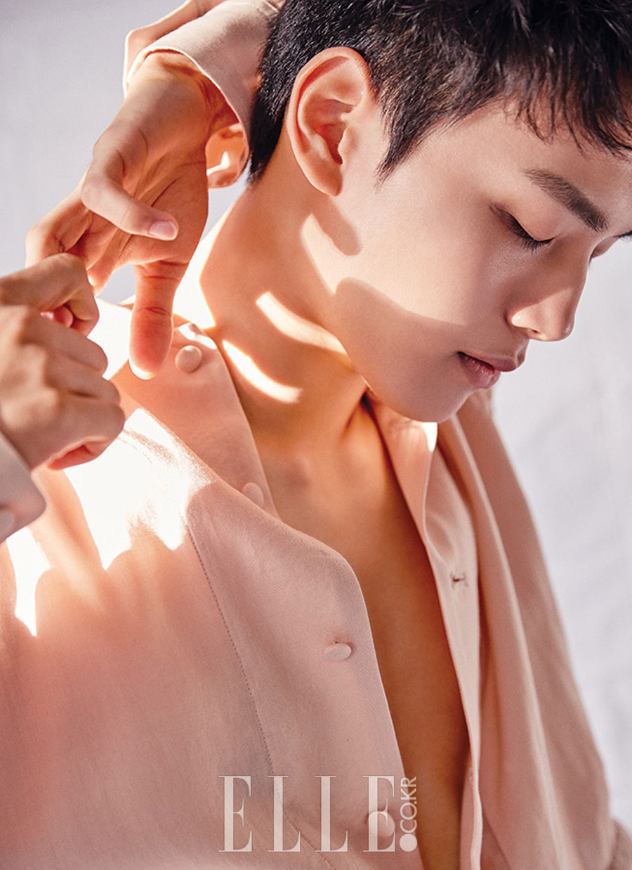 大热新星吕珍九,拍摄杂志霸气侧漏