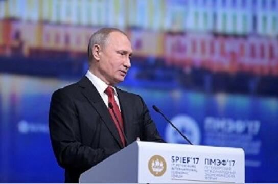 川普宣布美国退出巴黎气候协定后，普京又拿他开起了玩笑。