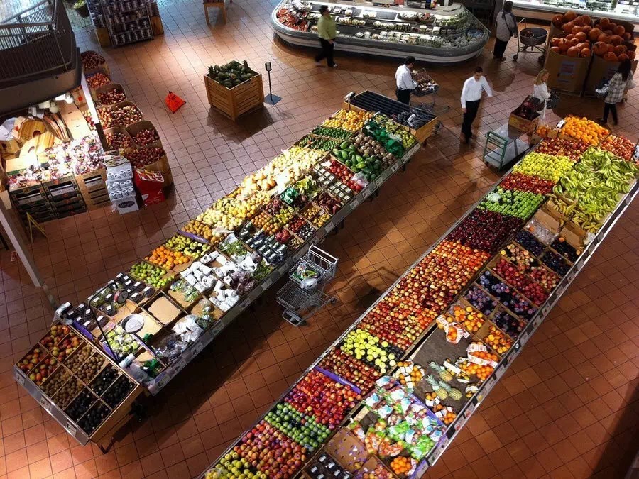 这个大叔卖过期食品,却被美国人视为英雄?_沪