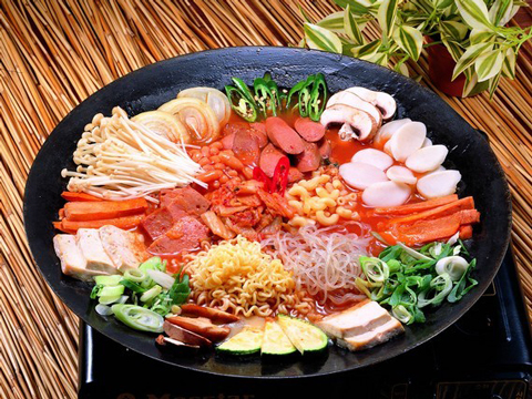 除了部队锅，还有哪些在战争诞生的食物？