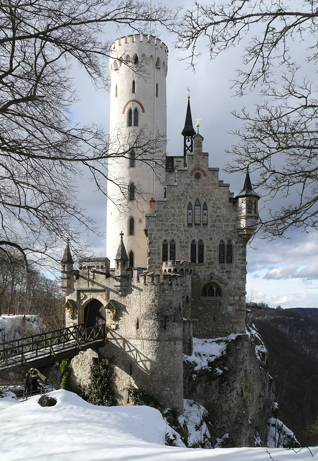 利希滕施泰因城堡图片