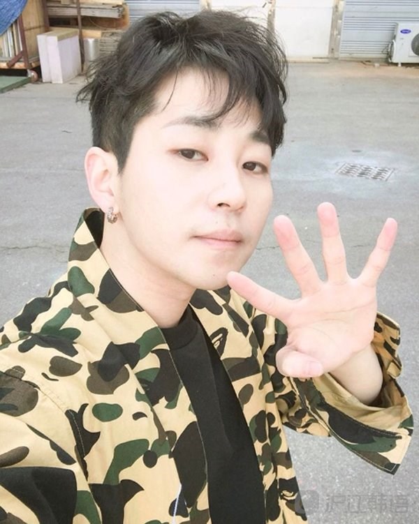 딘딘