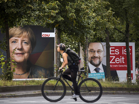 德国大选将至，被德国网友玩坏的竞选海报