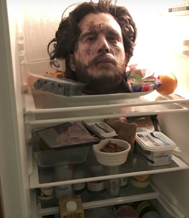 影响力_雪诺与女野人订婚戒曝光,愚人节玩笑太