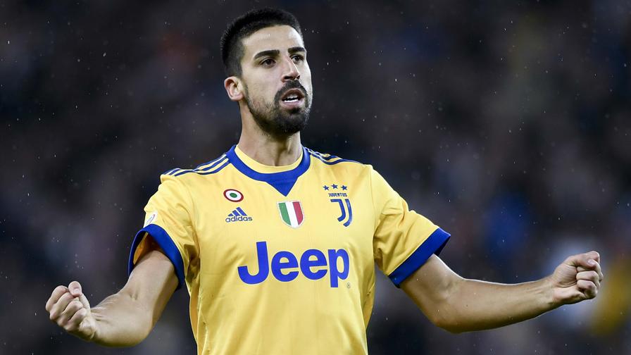 是役完成帽子戏法的德国人赫迪拉可谓是拯救尤文的第一功臣 图片涝创