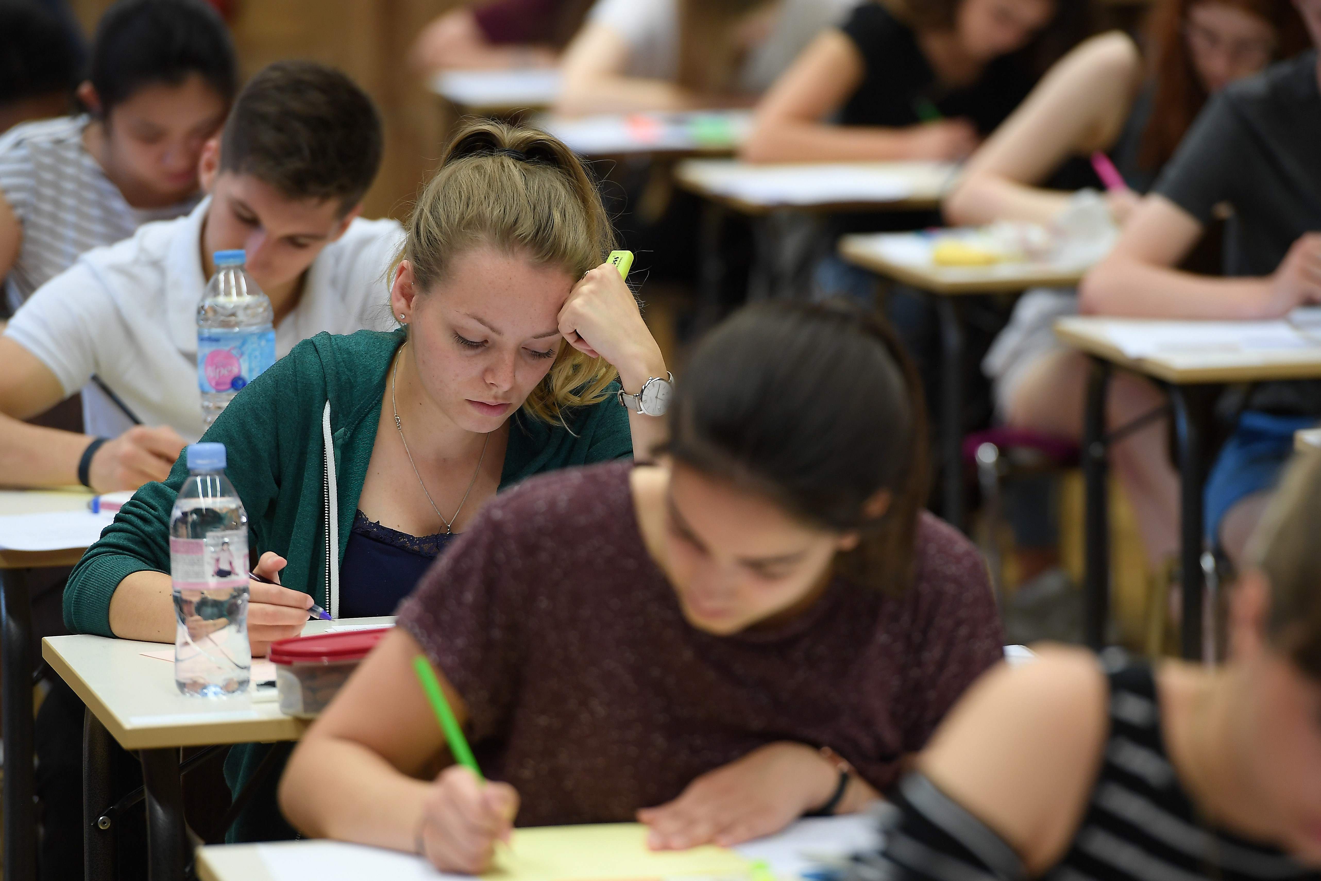 法国高考改革:中学成绩对学生影响持续至大学