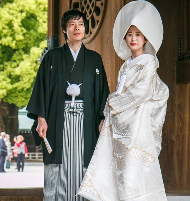 日本cm_雙宋夫婦的結婚照顏值太高!世界各地的禮服竟能這麼美?