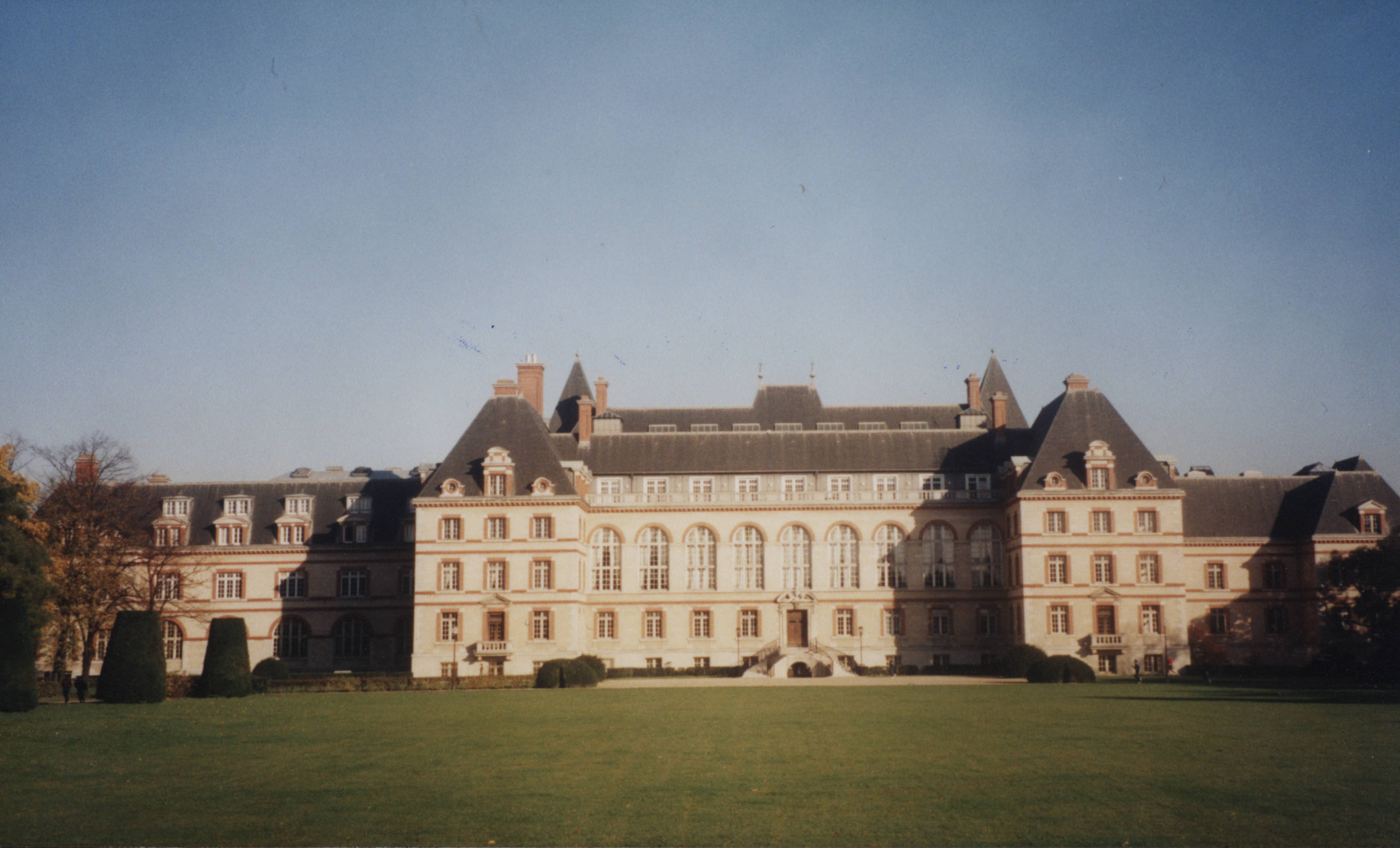 巴黎大学城即将迎来中国楼