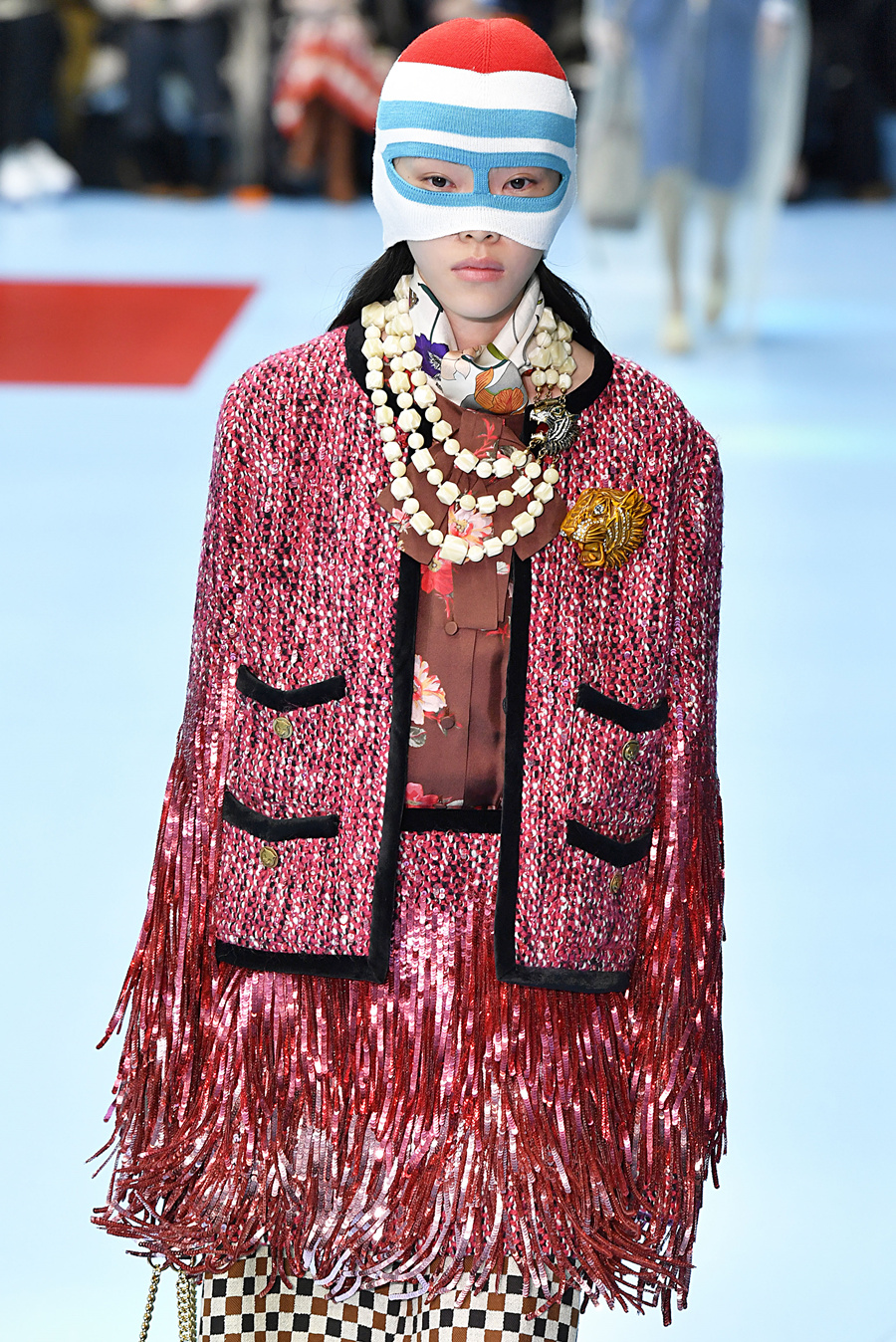 gucci时装秀太新奇!惊悚值简直满分