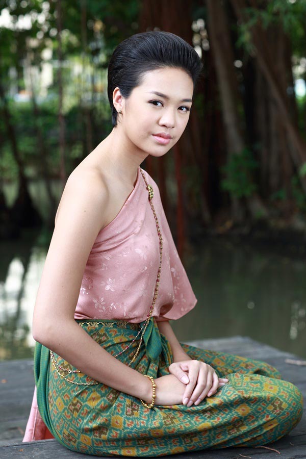 古代泰国女性都喜欢弄些什么发型?