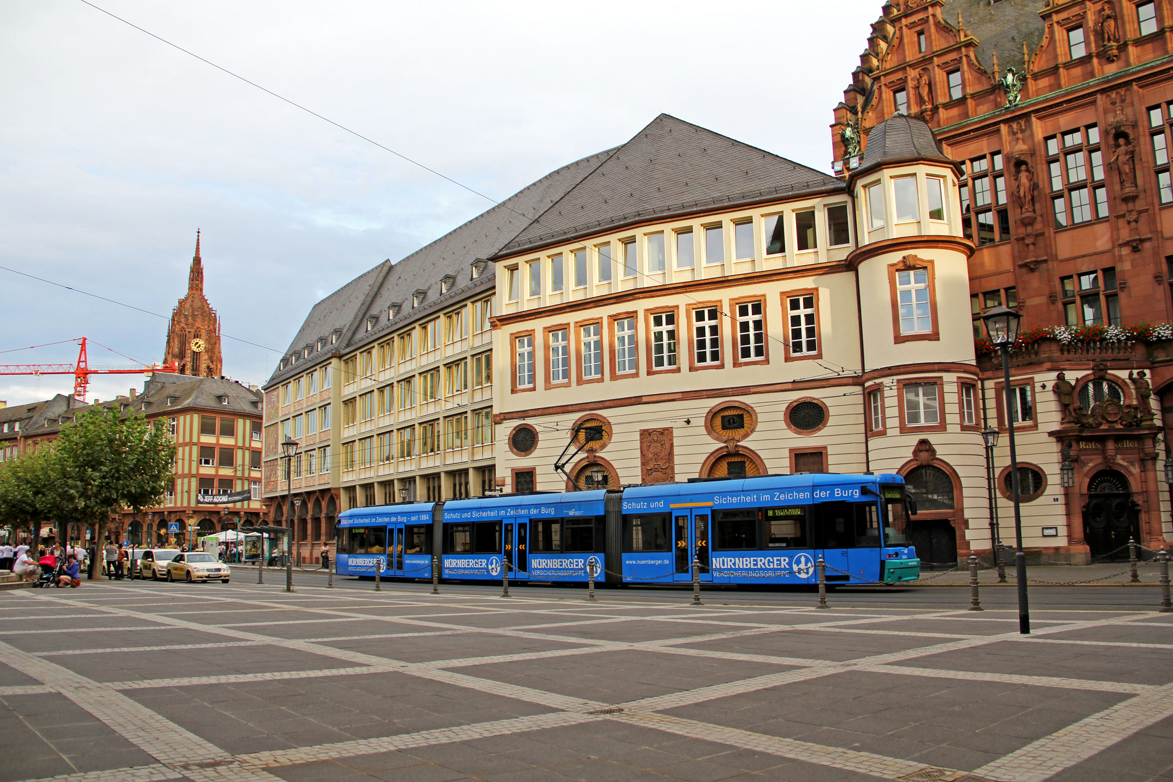 根据德国每年的城市潜力排行榜数据显示,近五年中,法兰克福已连续