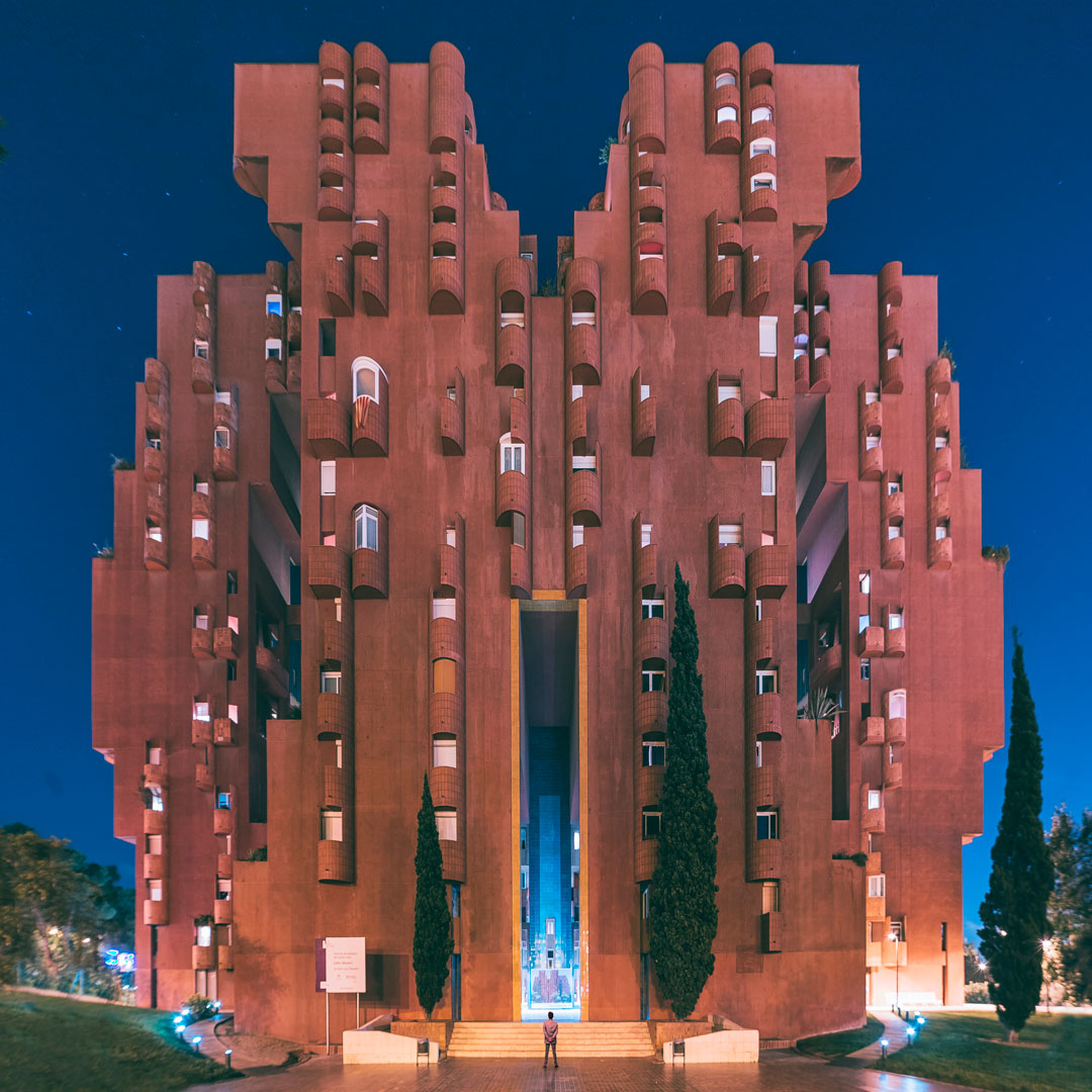 文化娱乐 旅游美食 不用怀疑,现实中的"纪念碑谷"位于西班牙瓦伦西亚