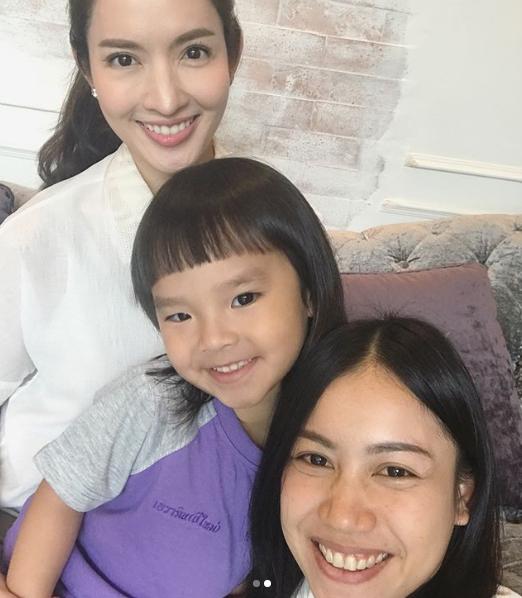 才知道aff的女儿大名不是peemai,而是.