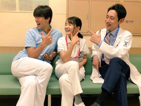 日本谚语：万緑叢中紅一点