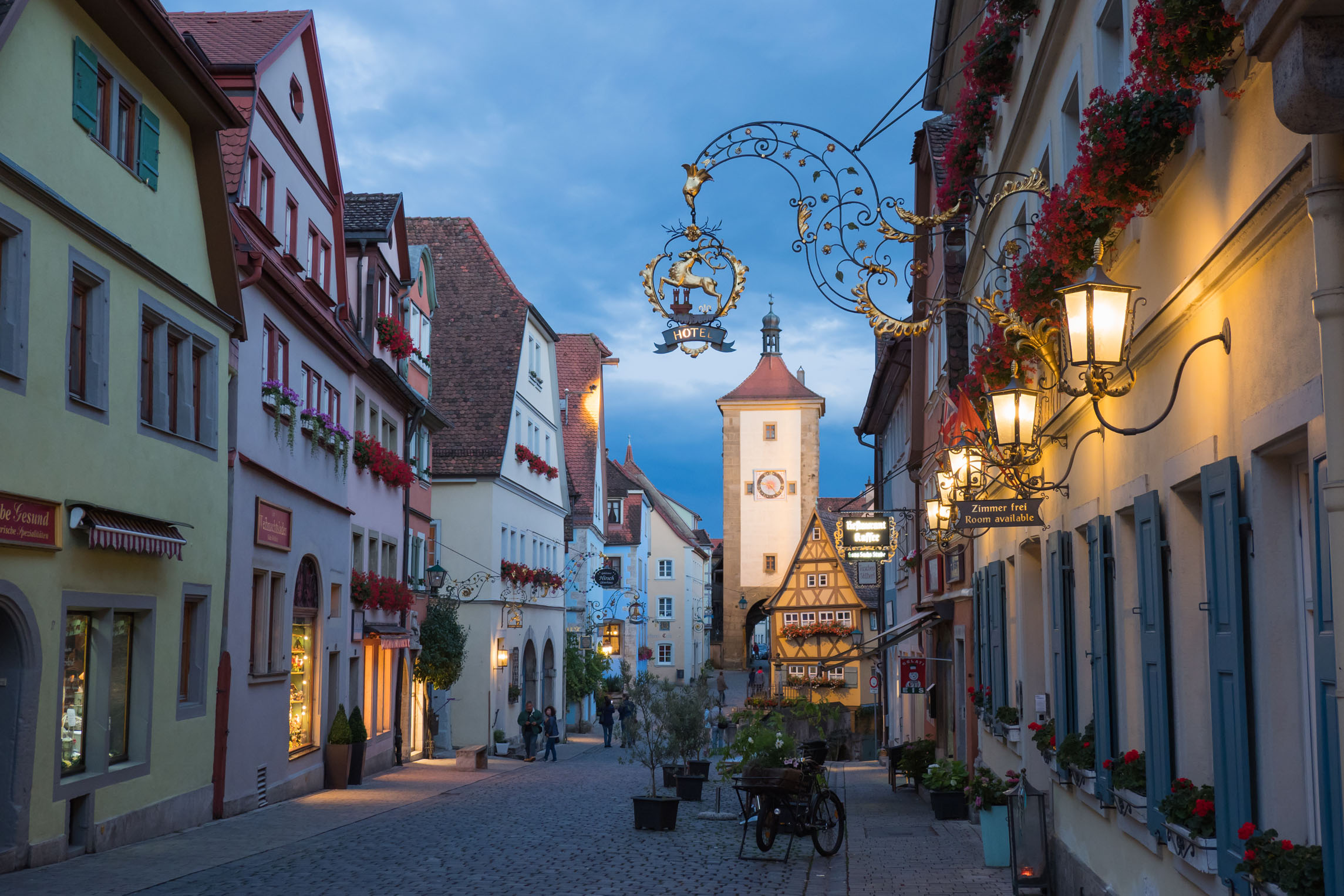 好想和你在这样的德意志虚度光阴.