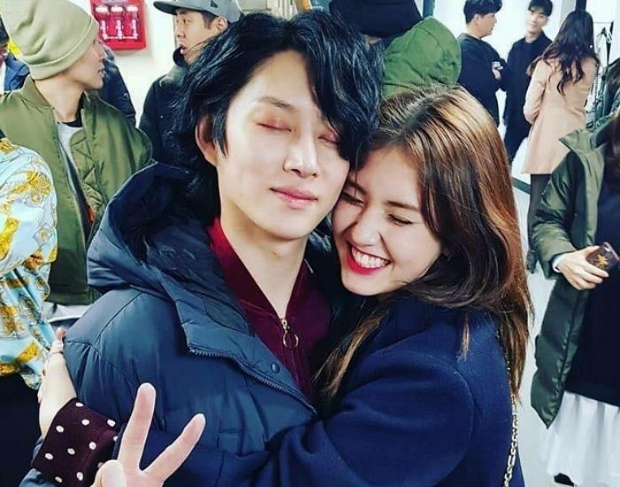 "人脉王"金希澈的10位红颜知己