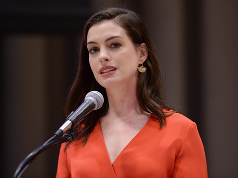 安妮海瑟薇即将出演大女巫！你期待吗？