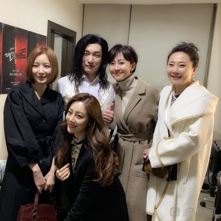 天空之城电视剧2004 c2120ecdfd2ba81c775c507f7bfb463e.jpg