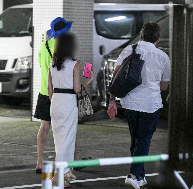 名侦探柯南全集 文春爆料瑛太与酒吧结识年轻女性共度4小时疑似出轨 沪江日语