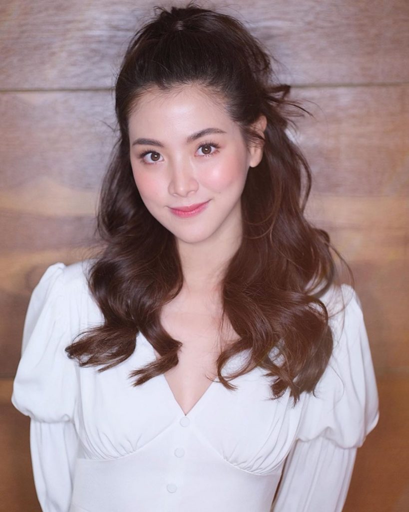 泰国明星女 女演员图片
