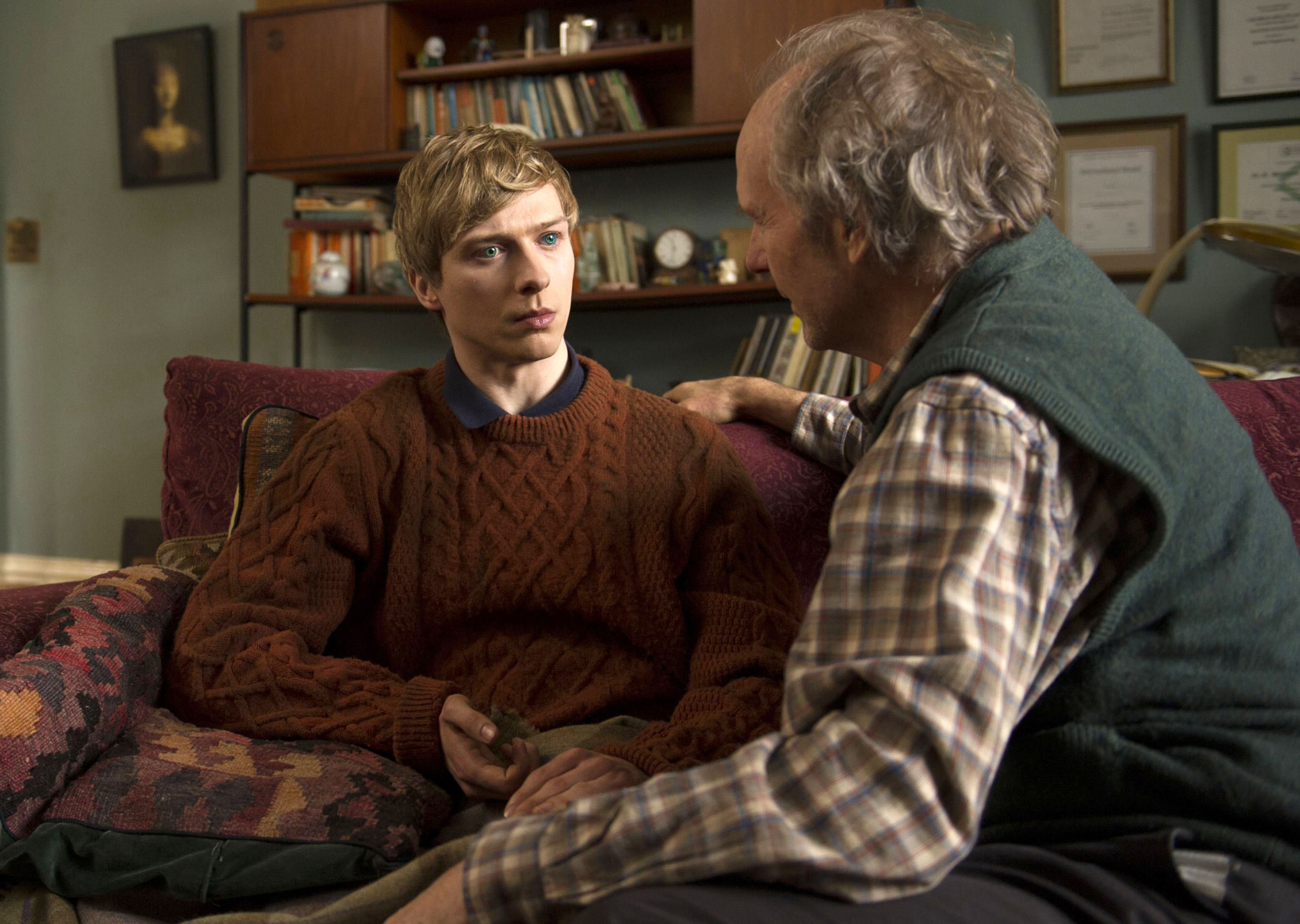 《真实的人类》,高达8.5的剧,却成冷门