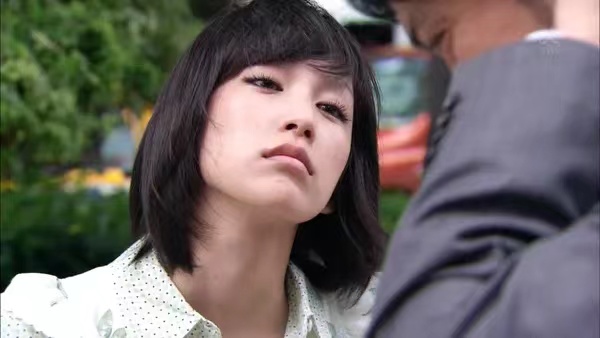 日本音乐 中岛美嘉出道周年 她的歌声让人无法忘怀 希望能一直唱下去 沪江日语