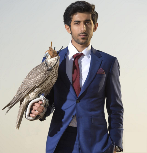 万万没想到,浓密大眼的帅哥竟然还做这种事